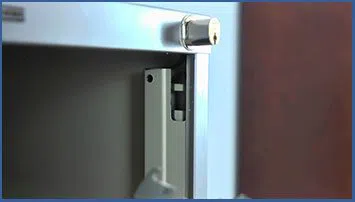 Palmetto Locksmith Store Palmetto, FL 941-676-3450 - high-security-file-cabinet-lock-out