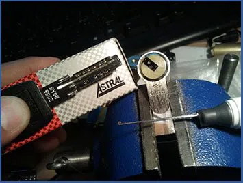 Palmetto Locksmith Store Palmetto, FL 941-676-3450 - key-cutting-for-residential