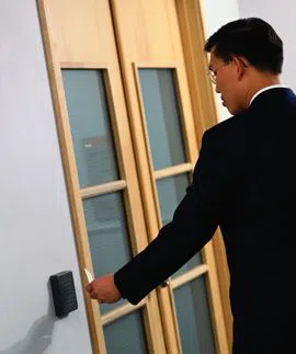 Palmetto Locksmith Store Palmetto, FL 941-676-3450 - lock-installation-01